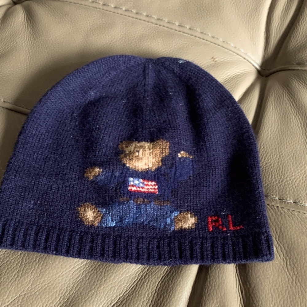 Kids Navy Blue Bear Beanie.Exellent condition.Smoke and pets free home